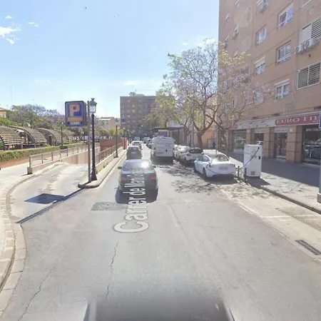 Design Loft Near The Sea شقة